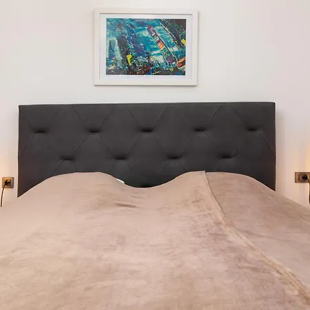 Sa Pogledom Na More- Petra * Šilo